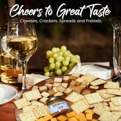 Wine pairing box with cheese and snacks